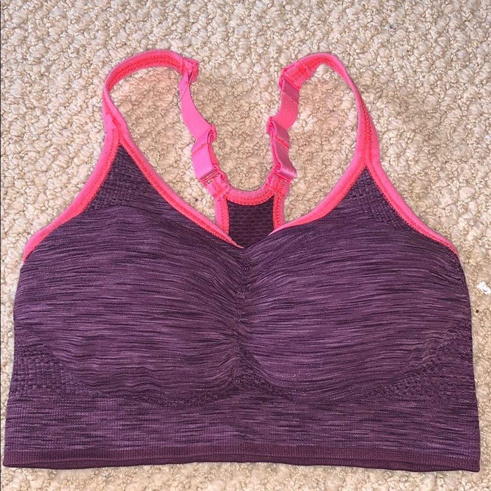 Sports bra